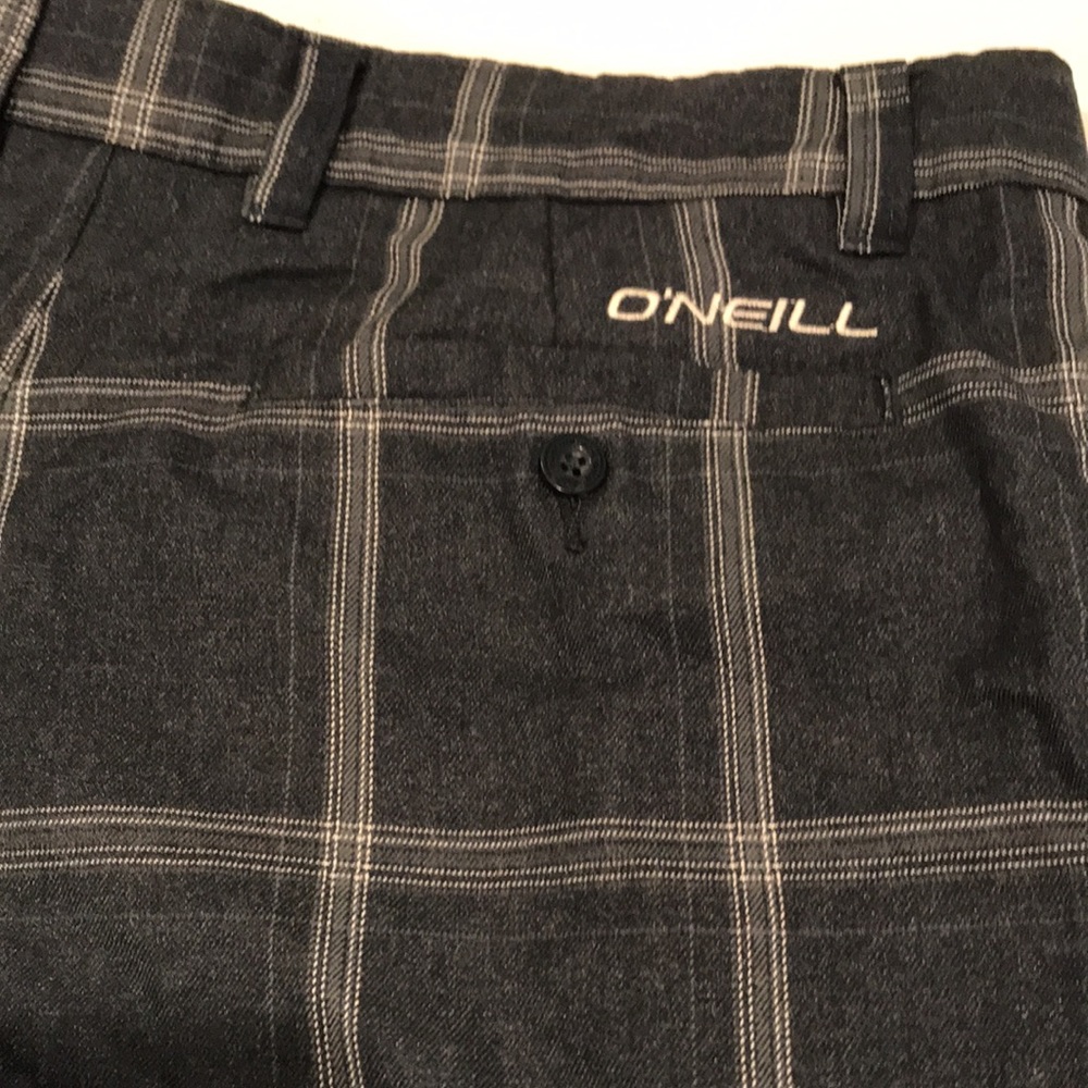O’Neill men’s plaid shorts - Picture 4 of 5